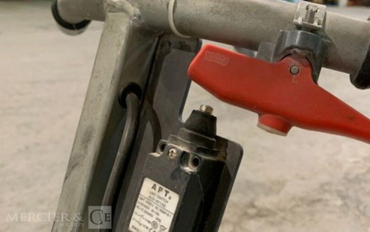 HUSQVARNA CG 200  RAB010718