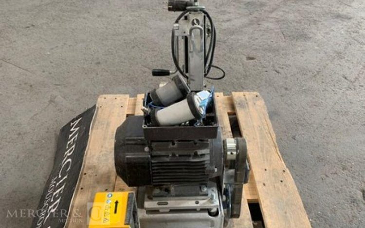 HUSQVARNA CG 200  RAB010852