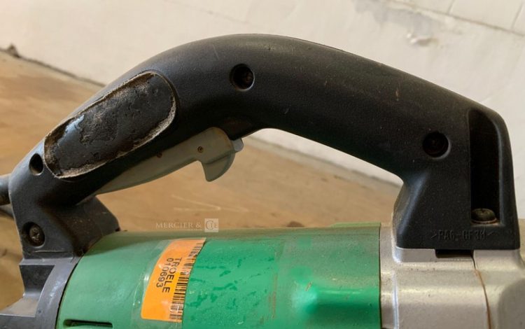 HITACHI CM12Y  TRO010693
