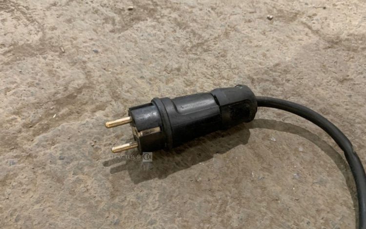 MAKITA   PIQ011196