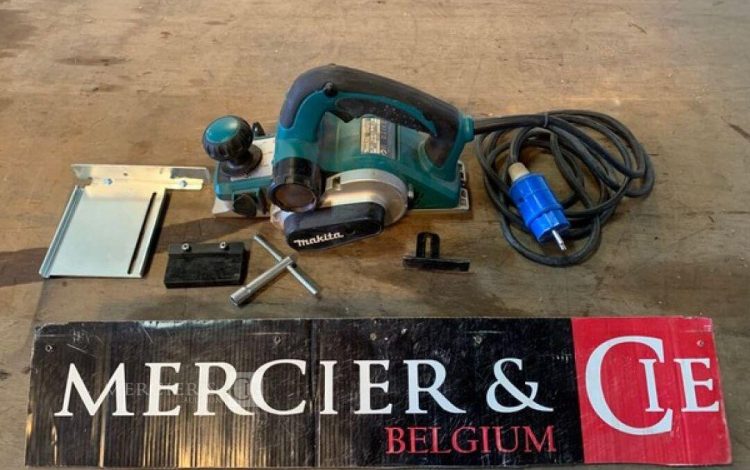 MAKITA KP0810  RAB010109