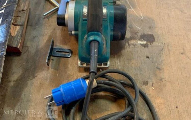 MAKITA KP0810  RAB010109
