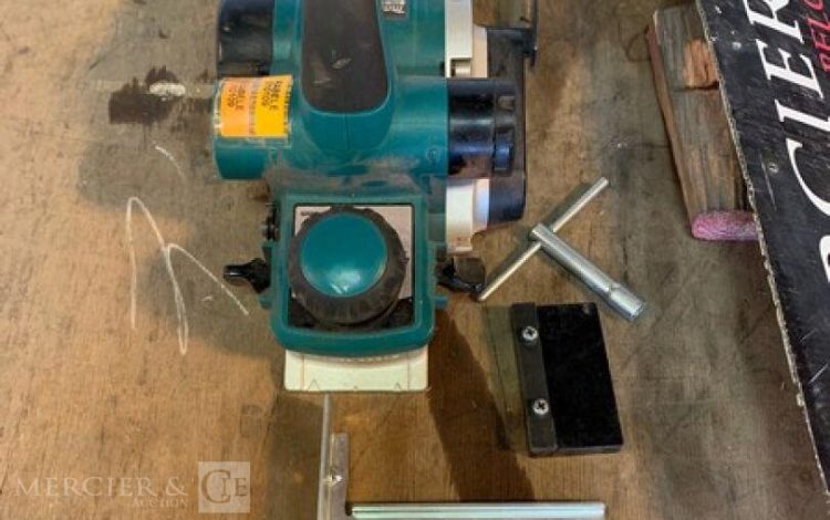 MAKITA KP0810  RAB010109