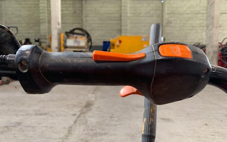 STIHL BT131  TAR748600