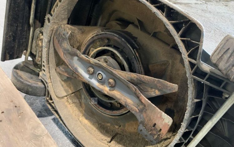 HONDA HRX476HYE  9MAM92026