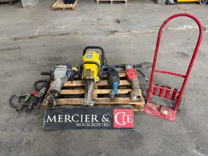25MAM92026