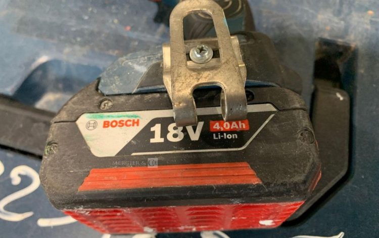 44MAM92026