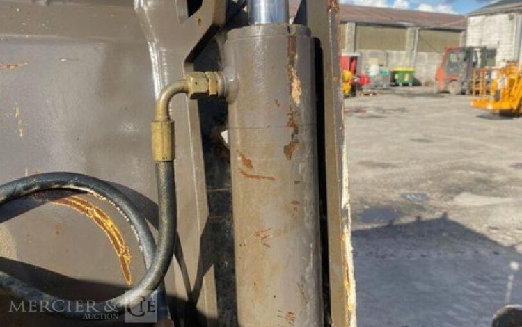 MECALAC CHARGEUSE ARTICULEE AS 700 SUR ROUES – 7,5 TONNES – 2924 HEURES – ANNEE 2020  MECAS700