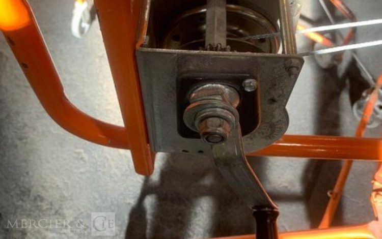 MONDELIN LEVPANO 2  R8