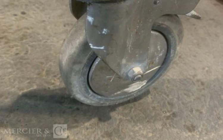 MONDELIN LEVPANO 2  R8