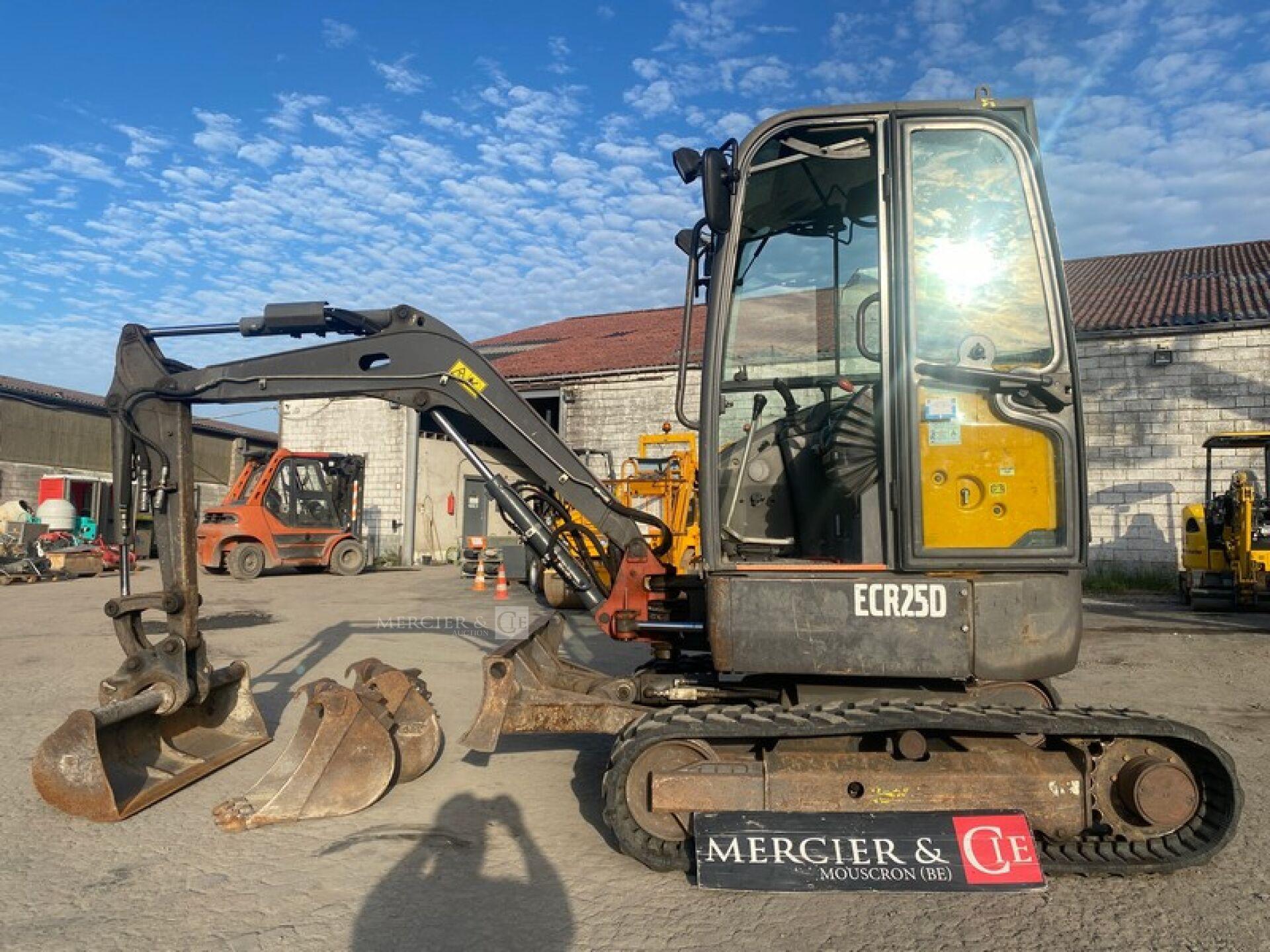 Volvo ECR25D — occasion