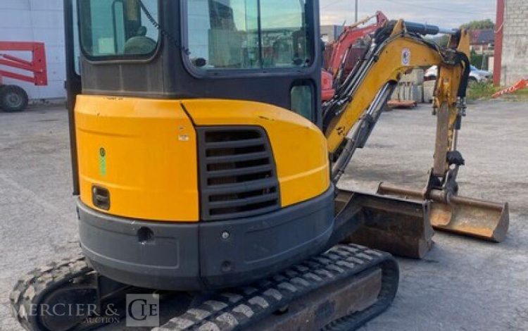 BOBCAT E26***EM  PEL010309