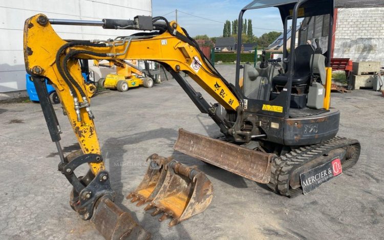 BOBCAT E26***EM  PEL010382