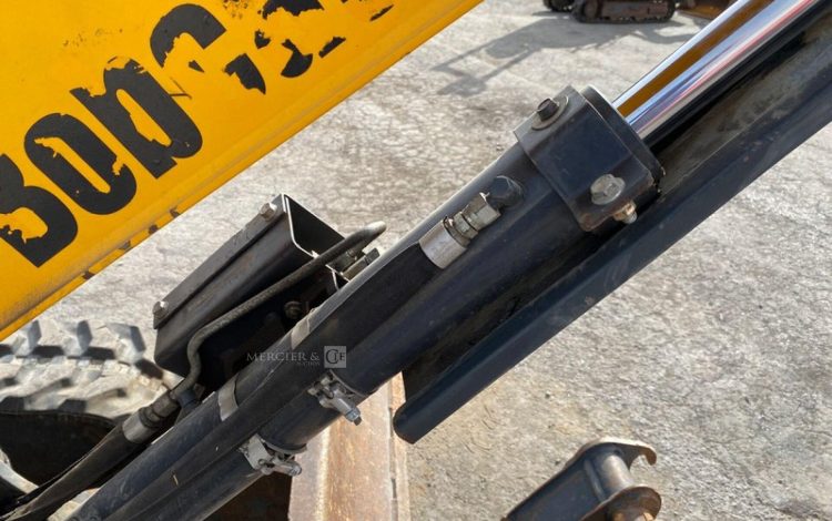BOBCAT E26***EM  PEL010382