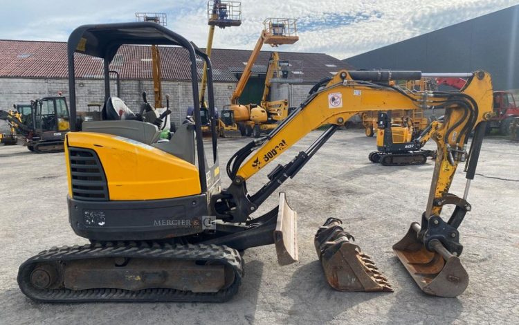 BOBCAT E26***EM  PEL010382