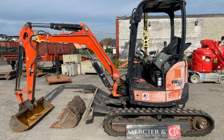YANMAR VIO26-6  PEL748102