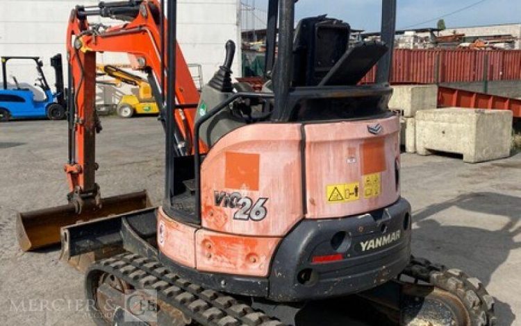 YANMAR VIO26-6  PEL748102