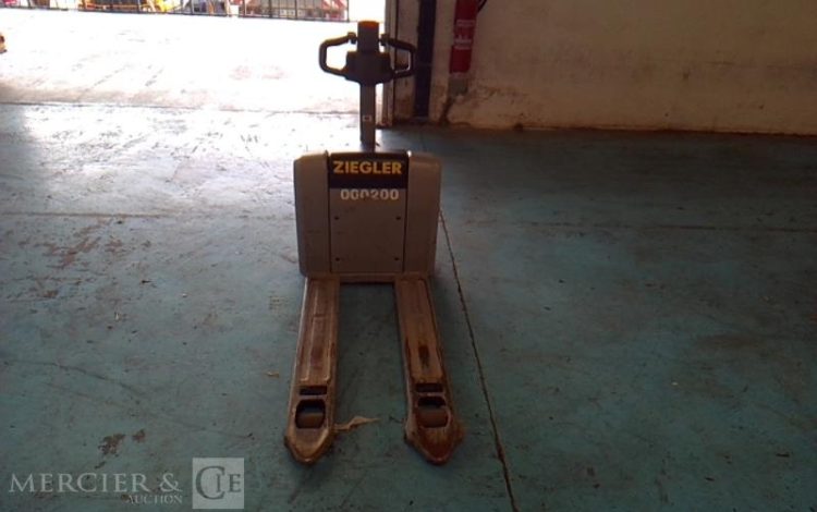 FENWICK TRANSPALETTE MT15 / STIELL ECU 15C  200