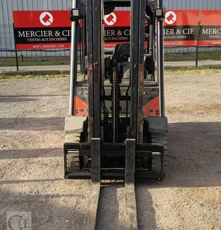 FENWICK CHARIOT ELEVATEUR FRONTAL H25T-02 – 2,5 T – GAZ – 861 H – ANNEE 2016  2337