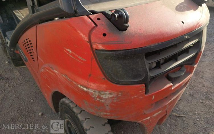 FENWICK CHARIOT ELEVATEUR FRONTAL H25T-02 – 2,5 T – GAZ – 861 H – ANNEE 2016  2337