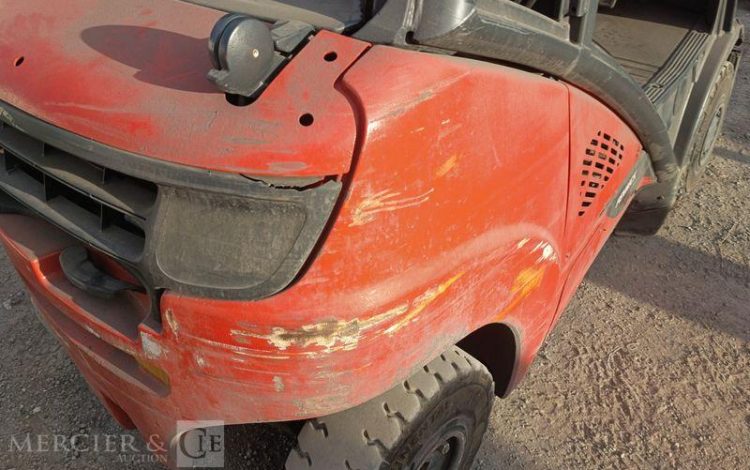 FENWICK CHARIOT ELEVATEUR FRONTAL H25T-02 – 2,5 T – GAZ – 861 H – ANNEE 2016  2337