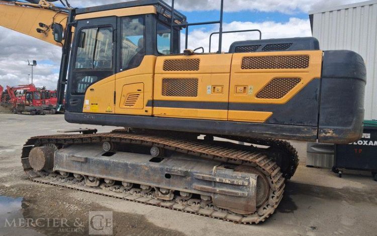 HYUNDAI PELLE DE DEMOLITION 330NL SUR CHENILLES DIESEL -33 TONNES- 6216 HEURES – AN 2016  235889