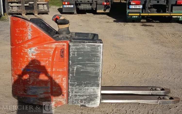 FENWICK TRANSPALETTE A CONDUCTEUR AUTOPORTE T20 SP – 2 TONNES – ELECTRIQUE – ANNEE 2015  4737