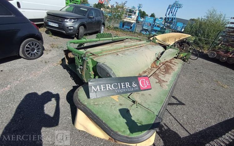 KRONE FAUCHEUSE CONDITIONNEUSE PORTEE ARRIERE ECB1000 CV-COLLECT – ANNEE 2020  55575