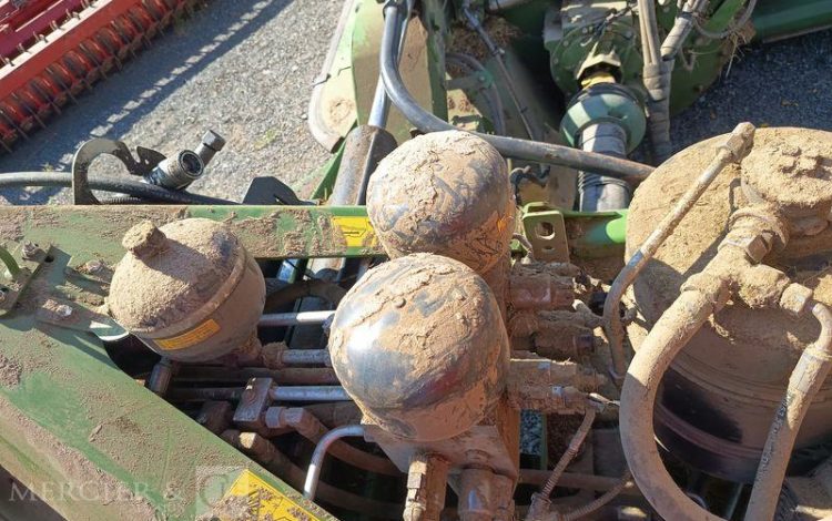 KRONE FAUCHEUSE CONDITIONNEUSE PORTEE ARRIERE ECB1000 CV-COLLECT – ANNEE 2020  55575