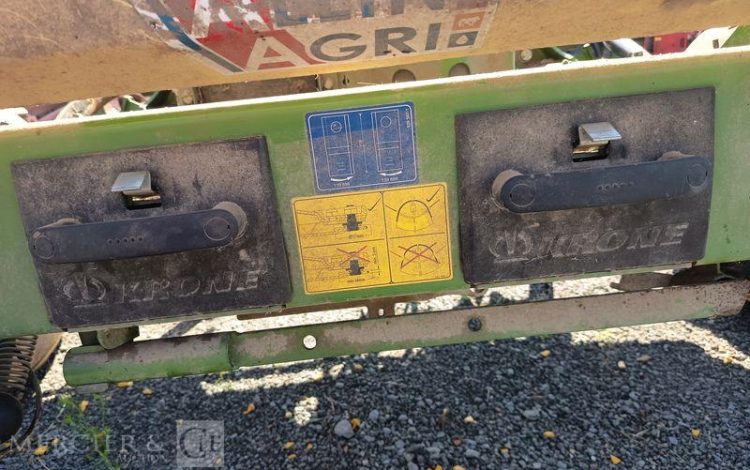 KRONE FAUCHEUSE CONDITIONNEUSE PORTEE ARRIERE ECB1000 CV-COLLECT – ANNEE 2020  55575