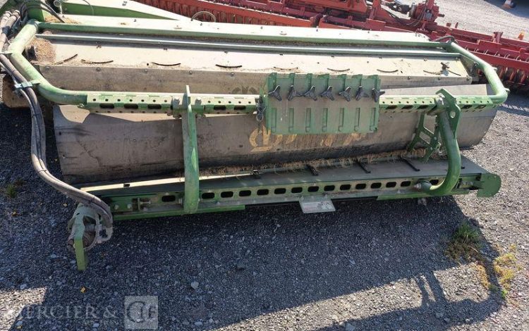 KRONE FAUCHEUSE CONDITIONNEUSE PORTEE ARRIERE ECB1000 CV-COLLECT – ANNEE 2020  55575