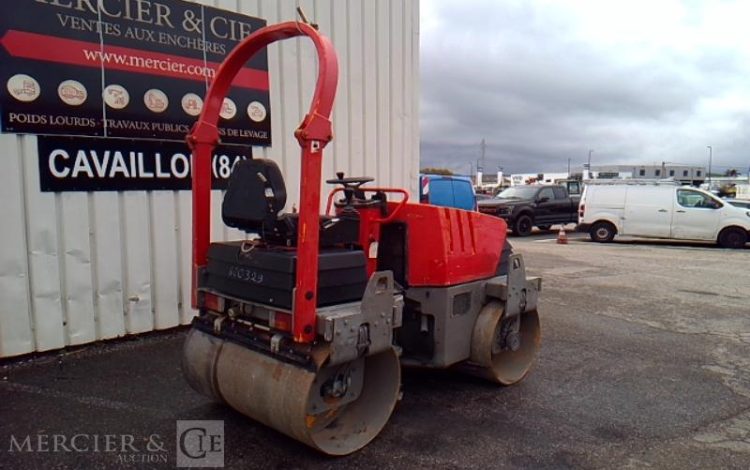 AMMANN ROULEAU DOUBLE BILLE AV26-2 – 2T6 –  1,2M DIESEL  – 2113h – AN2011  600329