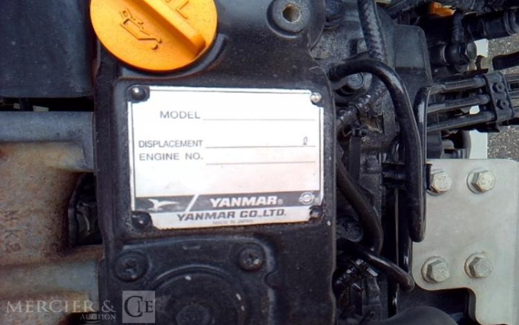AMMANN ROULEAU DOUBLE BILLE AV26-2 – 2T6 –  1,2M DIESEL  – 2113h – AN2011  600329