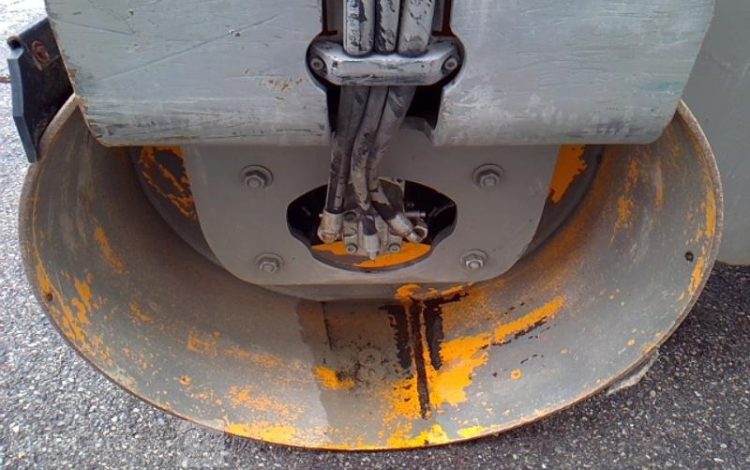 AMMANN ROULEAU DOUBLE BILLE AV26-2 – 2T6 –  1,2M DIESEL  – 2113h – AN2011  600329