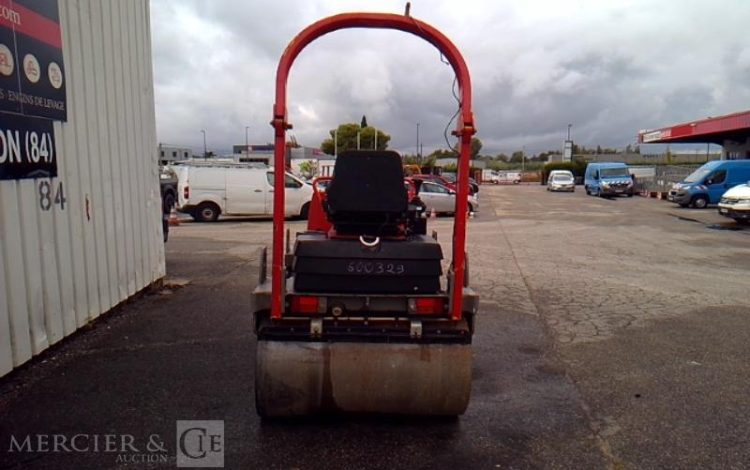 AMMANN ROULEAU DOUBLE BILLE AV26-2 – 2T6 –  1,2M DIESEL  – 2113h – AN2011  600329