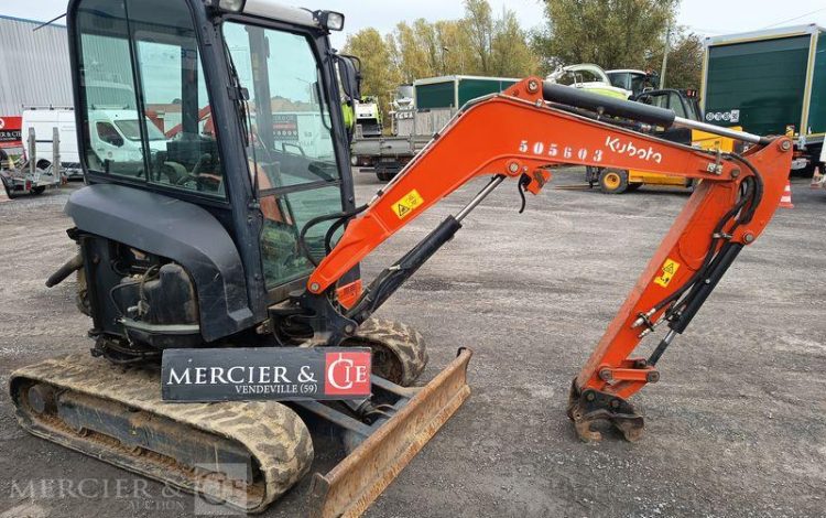 KUBOTA MINIPELLE U27-4 HI SUR CHENILLES 2,6T – DIESEL – ANNEE 2022  73603