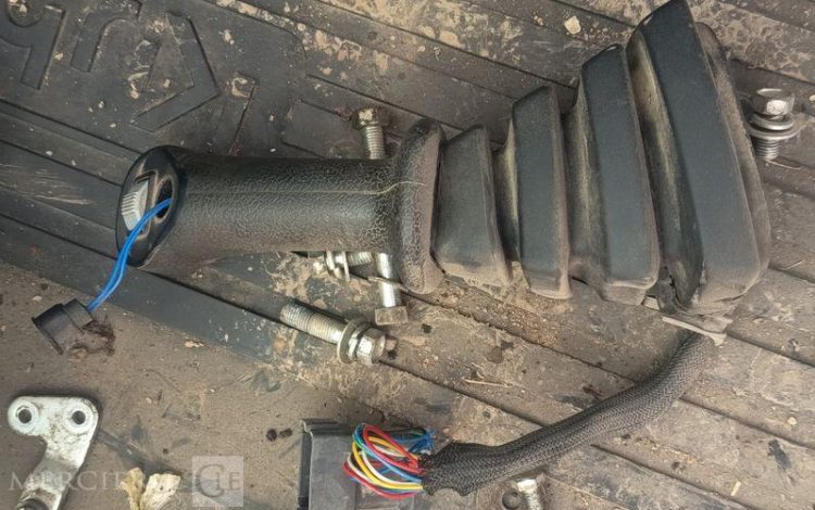 KUBOTA MINIPELLE U27-4 HI SUR CHENILLES 2,6T – DIESEL – ANNEE 2022  73603