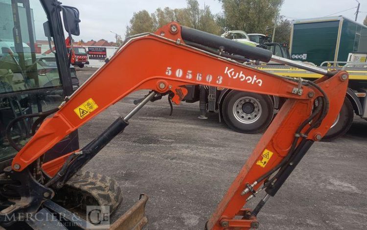 KUBOTA MINIPELLE U27-4 HI SUR CHENILLES 2,6T – DIESEL – ANNEE 2022  73603