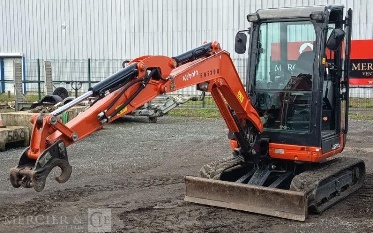 KUBOTA MINIPELLE U27-4 HI SUR CHENILLES DIESEL 2,6 T – 1520 HEURES – ANNEE 2023  77398