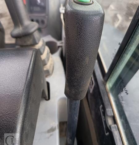 KUBOTA MINIPELLE U27-4 HI SUR CHENILLES DIESEL 2,6 T – 1520 HEURES – ANNEE 2023  77398