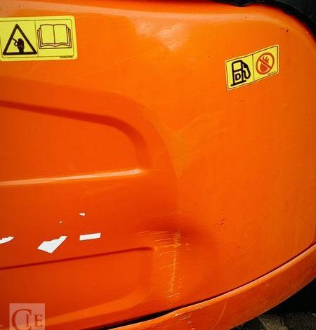 KUBOTA MINIPELLE U27-4 HI SUR CHENILLES DIESEL 2,6 T – 1520 HEURES – ANNEE 2023  77398