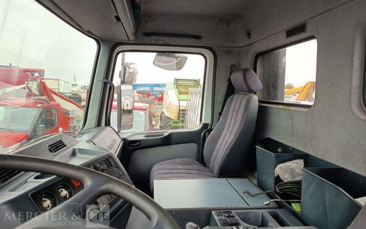 MERCEDES MERCEDES ACTROS AVEC NACELLE MULTITEL J340TA DIESEL 40M – 149769 KMS – AN 2001 BLANC 944ALY59