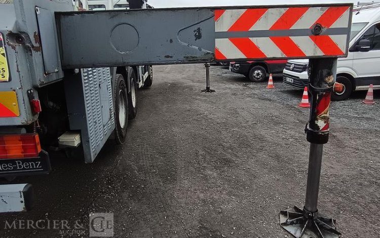MERCEDES MERCEDES ACTROS AVEC NACELLE MULTITEL J340TA DIESEL 40M – 149769 KMS – AN 2001 BLANC 944ALY59