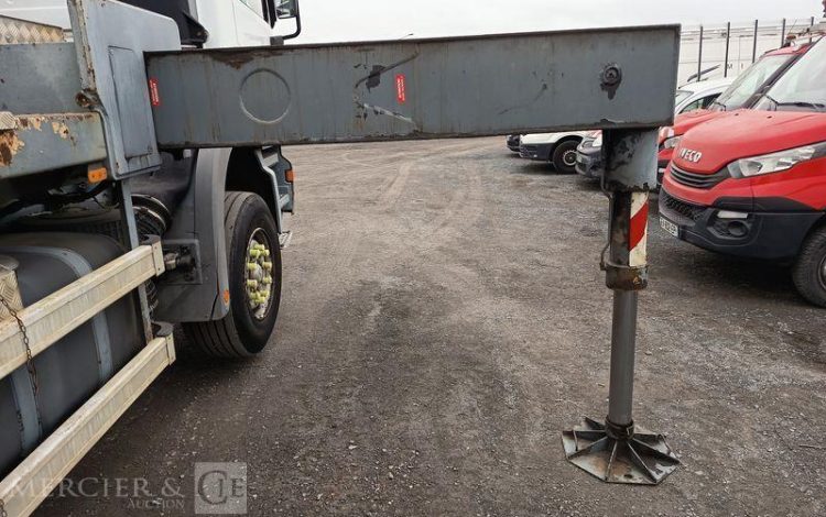 MERCEDES MERCEDES ACTROS AVEC NACELLE MULTITEL J340TA DIESEL 40M – 149769 KMS – AN 2001 BLANC 944ALY59