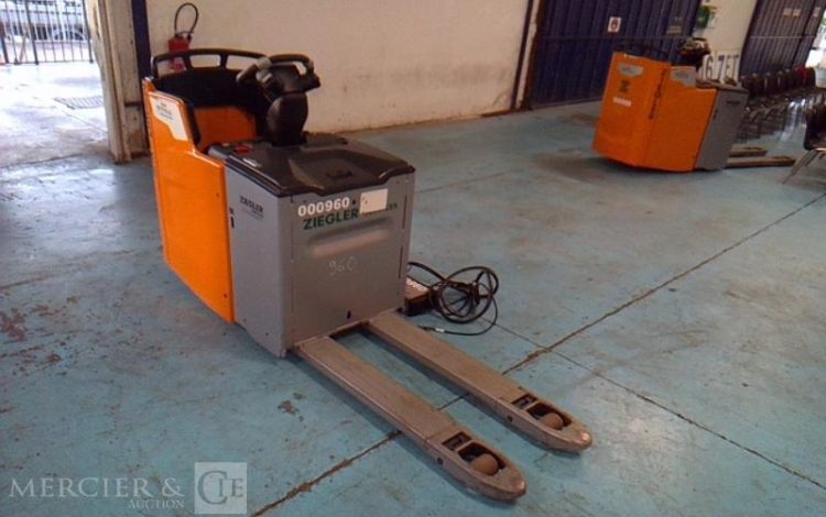 STILL TRANSPALETTE AUTO-PORTE EXHS  960
