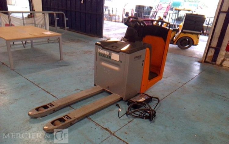 STILL TRANSPALETTE AUTO-PORTE EXHS  960