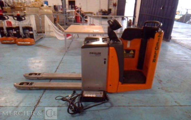 STILL TRANSPALETTE AUTO-PORTE EXHS  960