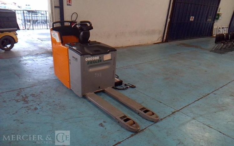 STILL TRANSPALETTE EXHS  988