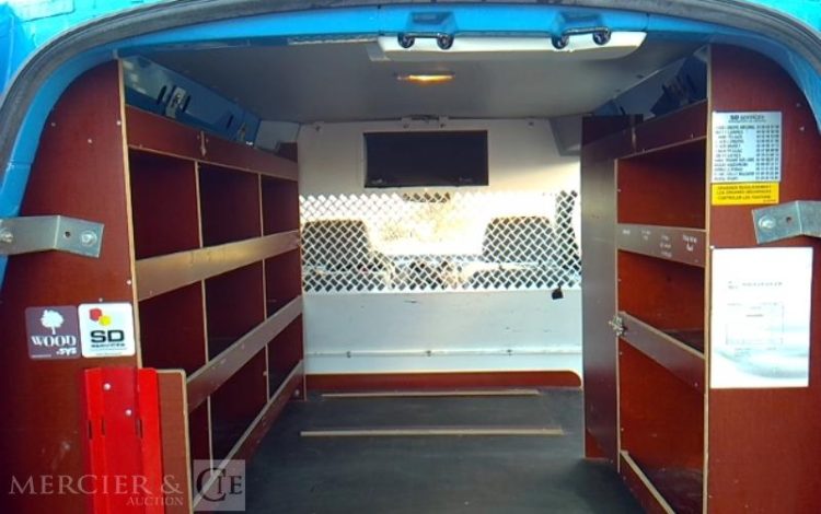 VOLKSWAGEN CADDY  BF-355-BH
