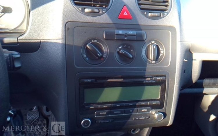 VOLKSWAGEN CADDY  BF-355-BH
